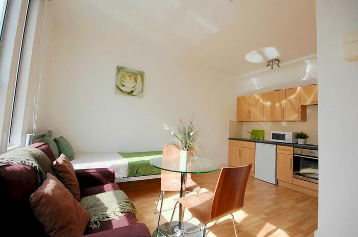 Studio To Rent In Earls Court Road, Earls Court, SW5