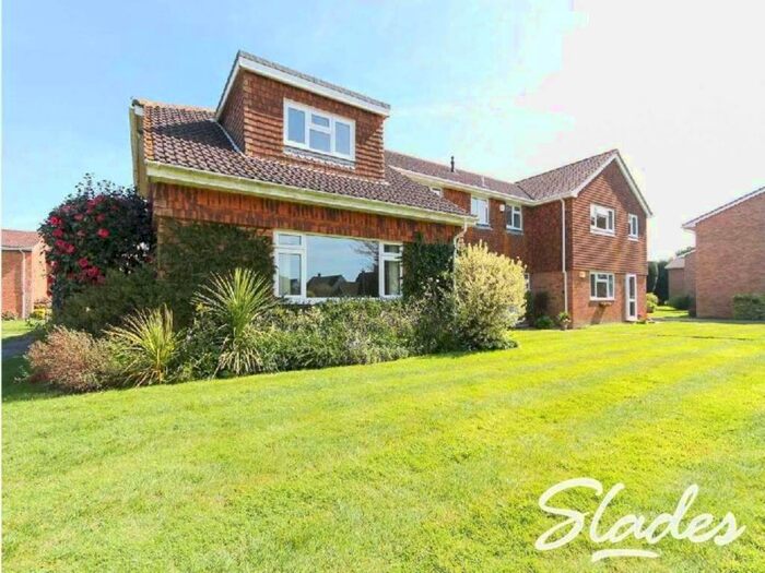 3 Bedroom Semi-Detached House To Rent In Montagu Park, Waterford Gardens, Highcliffe, BH23