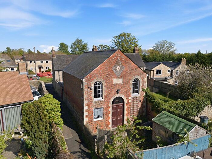 2 Bedroom Character Property For Sale In Bell Lane, Cassington, OX29