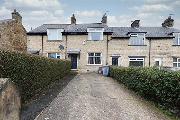 3 Bedroom Terraced House For Sale In Longwood Road, Paddock, Huddersfield, HD3