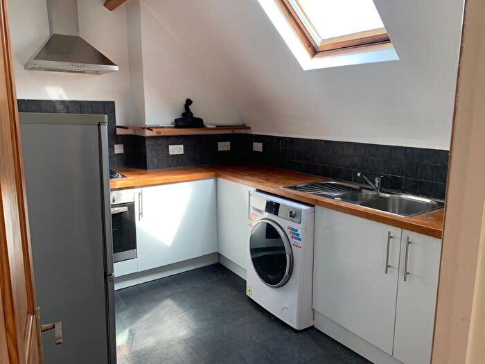 2 Bedroom Maisonette To Rent In Harcourt Road, Redland, Bristol, BS6