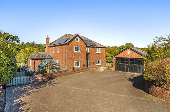 4 Bedroom Detached House For Sale In Yew Tree Close, Crossgates, Llandrindod Wells, Powys, LD1