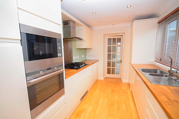 2 Bedroom Flat To Rent In St. Vincent Street, South Shields, NE33
