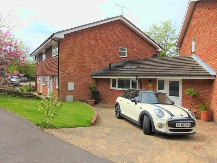 3 Bedroom Terraced House To Rent In Vine Court Road, Sevenoaks, TN13