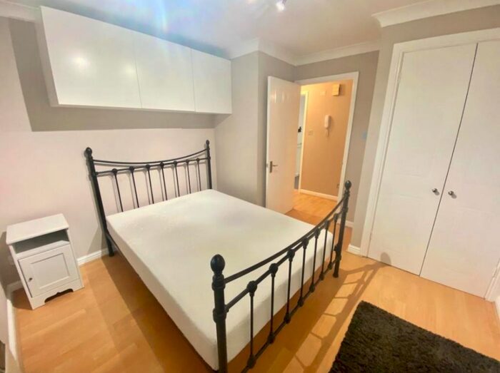 1 Bedroom Flat To Rent In Ronald Court, Oakwood Road, St. Albans, Hertfordshire AL2