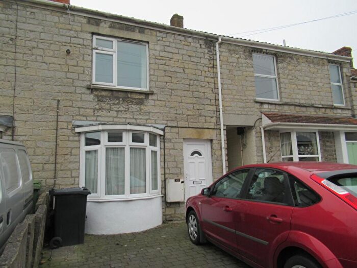 2 Bedroom Terraced House To Rent In West End, Street, BA16