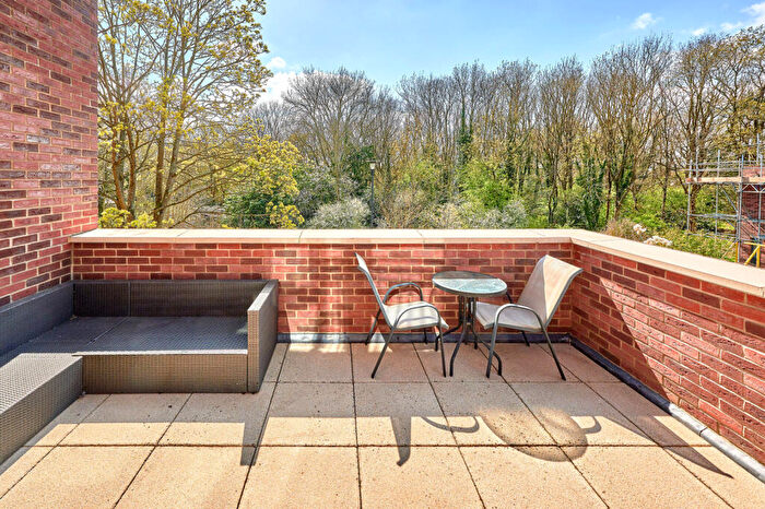 2 Bedroom Apartment For Sale In Barnes Wallis Way, Bricket Wood, St. Albans, Hertfordshire, AL2