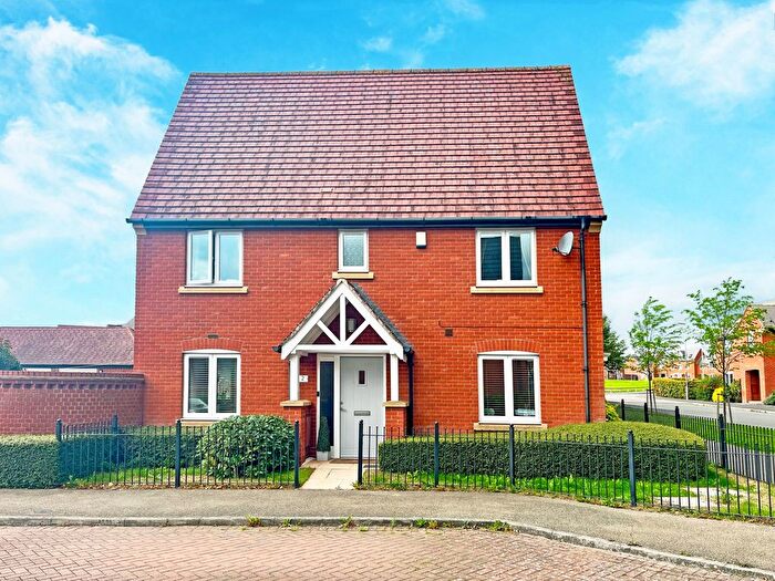 3 Bedroom Semi-Detached House For Sale In Alan Turing Road, Loughborough, LE11
