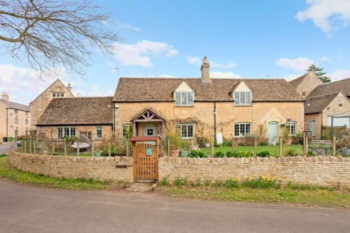 4 Bedroom Detached House For Sale In Stone Cottage, Weston Road, Edith Weston, Rutland, LE15