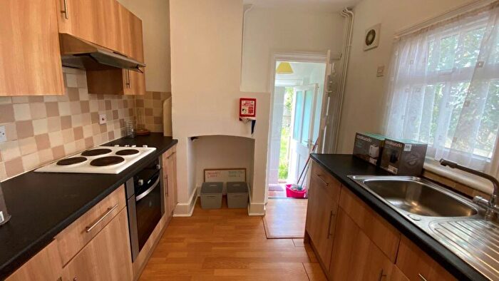 4 Bedroom House To Rent In York Road, Canterbury Ref -, CT1