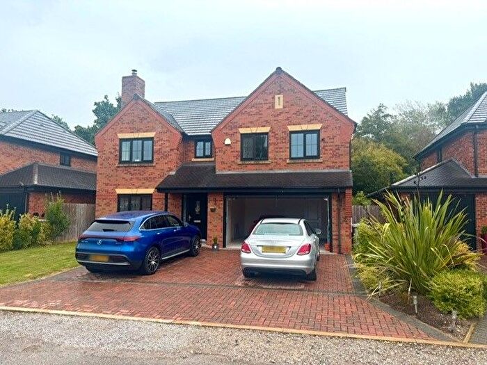 5 Bedroom Detached House To Rent In Scholars Place, Sandbach, CW11