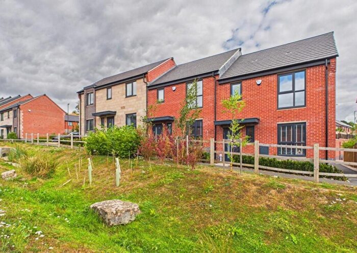 3 Bedroom End Of Terrace House For Sale In Clan Drive, Belper, Derbyshire, DE56