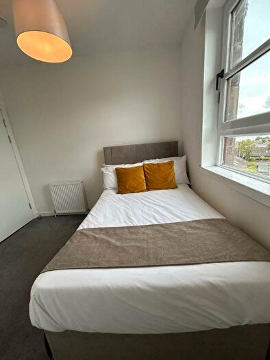 3 Bedroom Flat To Rent In Seymour Street, West End, Dundee, DD2