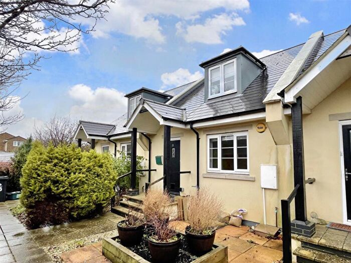 2 Bedroom Terraced House For Sale In Wyke Oliver Road, Weymouth, DT3