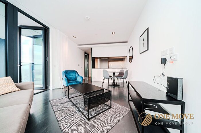 1 Bedroom Flat To Rent In Amory Tower, London, E14