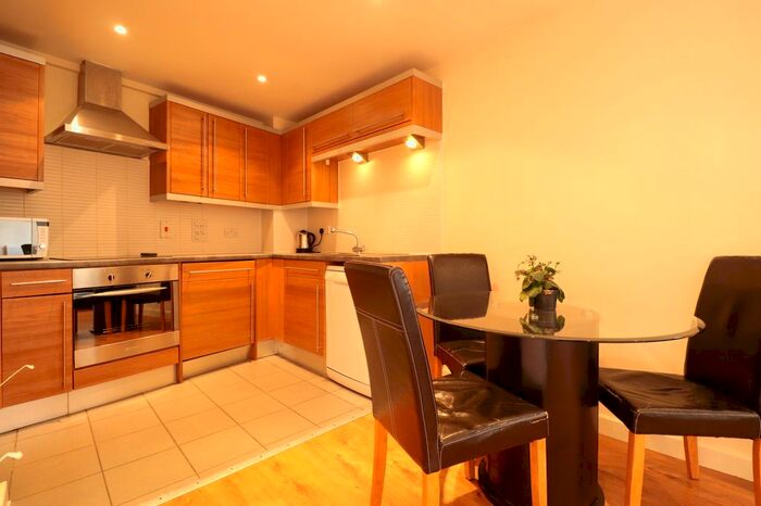 2 Bedroom Flat To Rent In Powell Street, Birmingham, B1