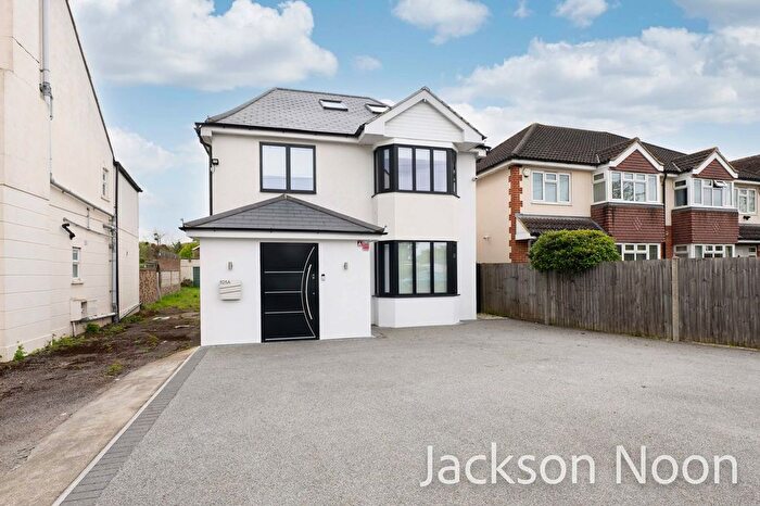 4 Bedroom Detached House For Sale In Chessington Road, Ewell, KT19