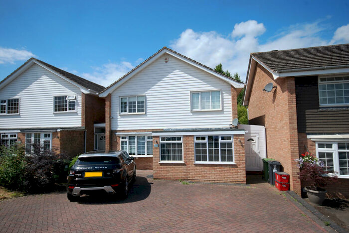 4 Bedroom Detached House To Rent In Elan Close, Leamington Spa, Warwickshire, CV32