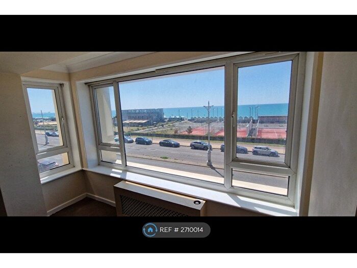 1 Bedroom Flat To Rent In Dorset Court, Hove, BN3