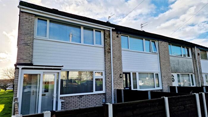 3 Bedroom End Of Terrace House To Rent In Bradbury Road, Winsford, CW7