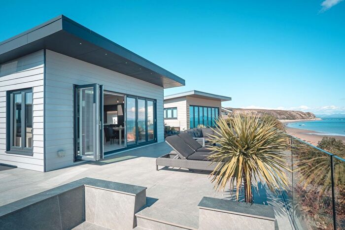 3 Bedroom Park Home For Sale In Abersoch, Pwllheli, LL53