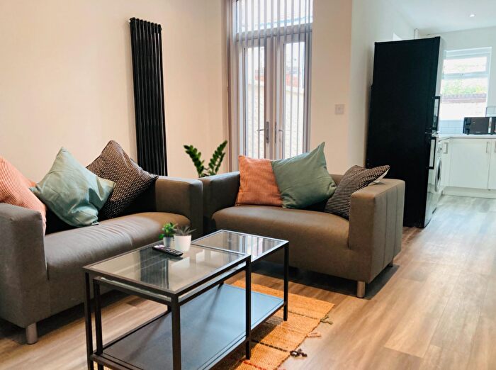 4 Bedroom House To Rent In Gwenfron Road*, Liverpool, L6