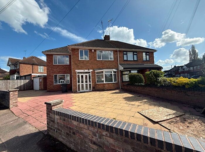 5 Bedroom Semi Detached House To Rent In Wintersdale Road, Leicester, LE5