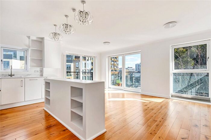 2 Bedroom Flat To Rent In Darwen Place, London, E2