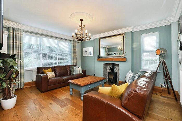 5 Bedroom Detached House For Sale In Gainsborough Road, Bole, Retford, DN22