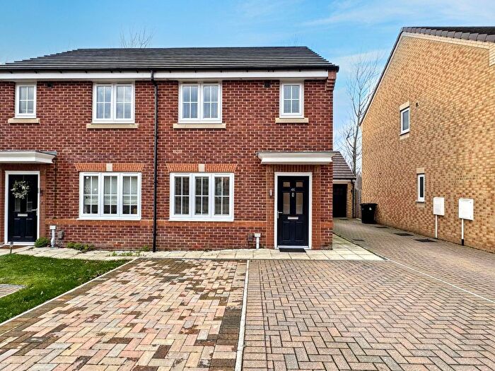 2 Bedroom Semi Detached House For Sale In Chaffinch Drive, Hebburn, NE31