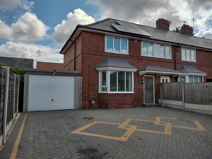 3 Bedroom End Of Terrace House To Rent In Ryecroft Grove, Manchester, M23