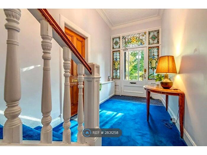 1 Bedroom Flat To Rent In Turnberry Road, Glasgow, G11