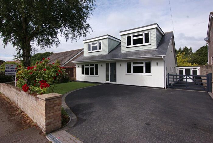5 Bedroom Detached House For Sale In Chapel Close, Corfe Mullen, Wimborne, Dorset, BH21