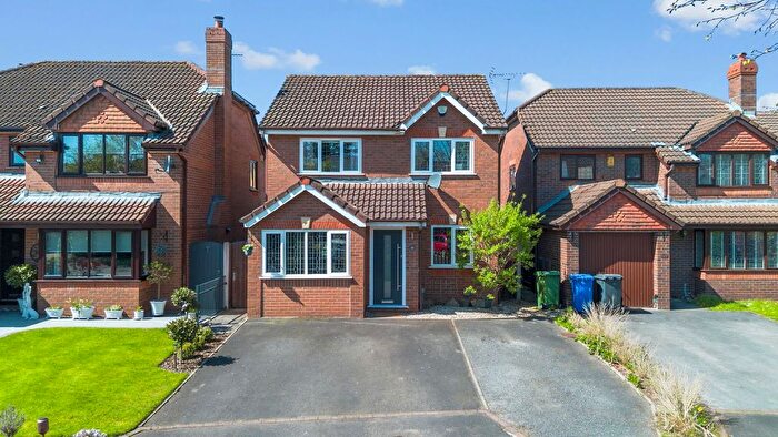 3 Bedroom Detached House For Sale In Harrogate Close, Great Sankey, WA5