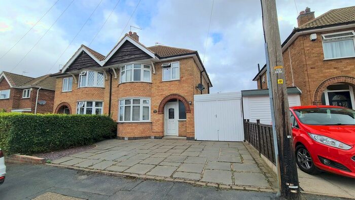 3 Bedroom Semi-Detached House To Rent In Briargate, Birstall, Leicester, LE4