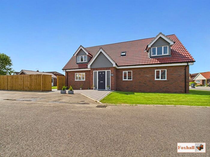 4 Bedroom Chalet For Sale In Emerald Close, Kesgrave, Ipswich, IP5