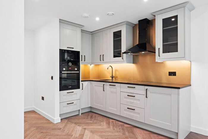 1 Bedroom Apartment To Rent In Merino Gardens, Tower Hill, E1