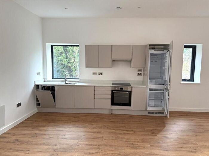 2 Bedroom Apartment To Rent In Borough Road, Godalming, GU7