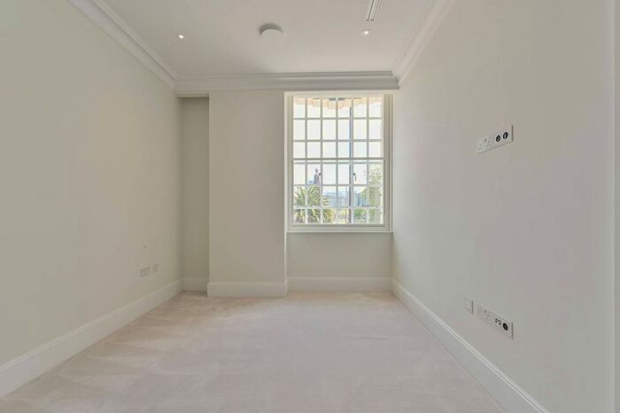 2 Bedroom Flat To Rent In Millbank, Westminster, London, SW1P
