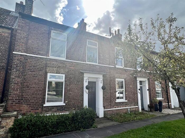 2 Bedroom Terraced House To Rent In York Road, Market Weighton, York, YO43