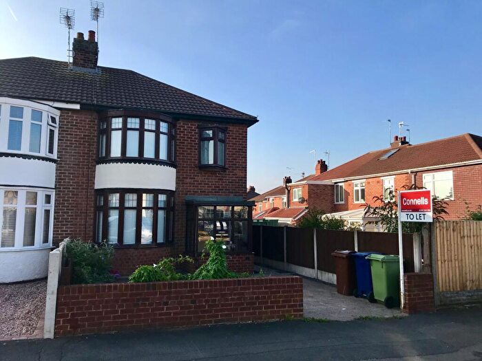 3 Bedroom House To Rent In Woodlands Road, ST16