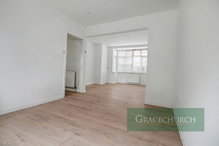 2 Bedroom Terraced House To Rent In Woodlands Road, Edmonton, N9