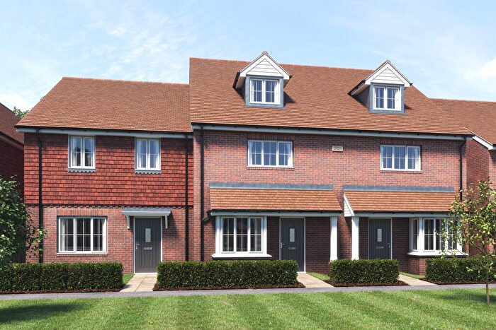 4 Bedroom Terraced House For Sale In Haroldslea Drive, Horley, RH6