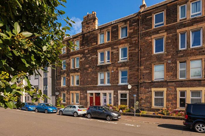 1 Bedroom Flat For Sale In / Moat Terrace, Edinburgh, EH14