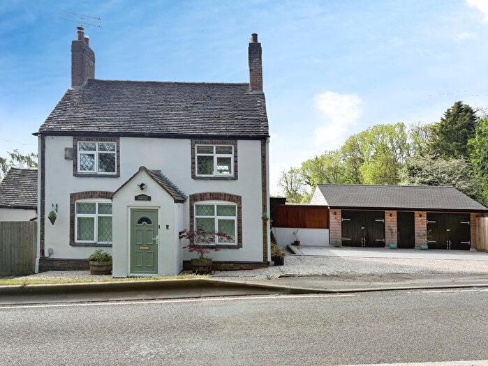 4 Bedroom Detached House For Sale In Leicester Road, Hinckley, LE10