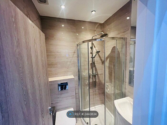 Studio To Rent In Institute Road, Birmingham, B14