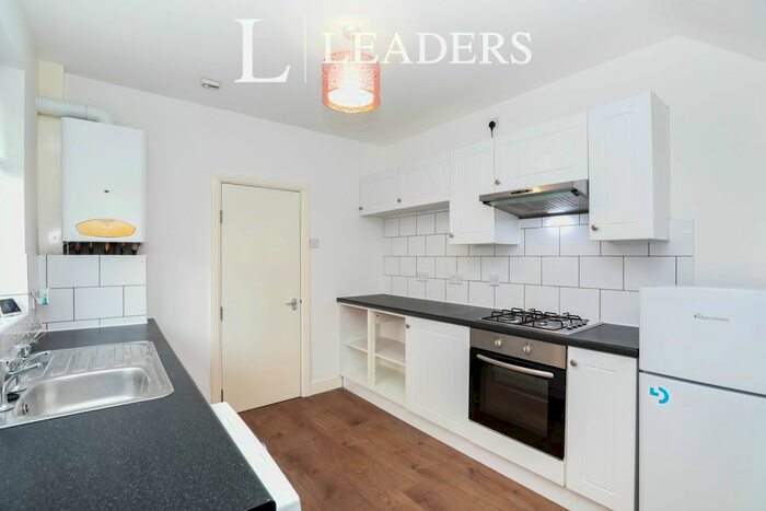 1 Bedroom Flat To Rent In Forton Road, Gosport, PO12