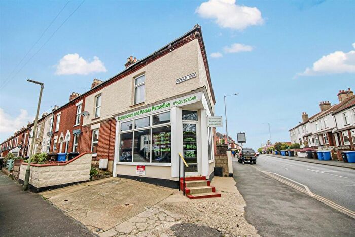 4 Bedroom End Of Terrace House For Sale In Silver Road, Norwich, NR3