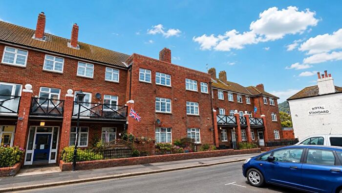 3 Bedroom Maisonette For Sale In East Street, Old Town, Hastings, TN34