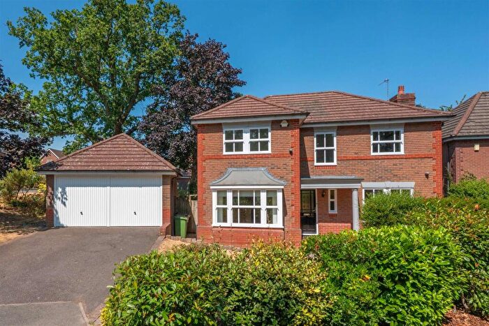 4 Bedroom Detached House For Sale In Chattock Avenue, Solihull, B91